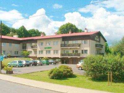 LÁZEŇSKÝ HOTEL HUBERT foto